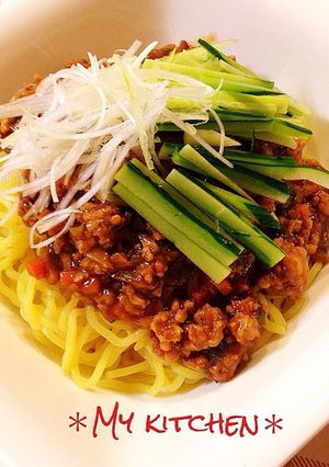 辛過ぎない♪肉味噌たっぷりジャージャー麺-レシピのメイン写真