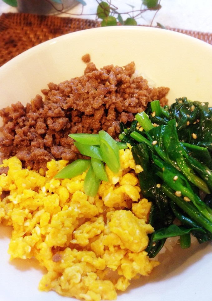 しっとりそぼろのお手軽♪三色丼-レシピのメイン写真
