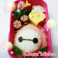 รูปของ 簡単キャラ弁❃ベイマックス♡桃