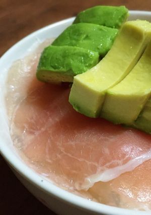 アボカドはこれ♡生ハムとアボカドの簡単丼-レシピのメイン写真