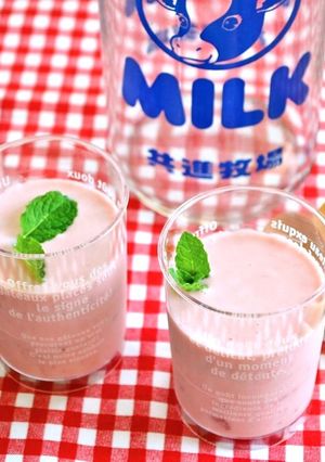 イチゴたっぷり!手作りフルーチェ風-レシピのメイン写真