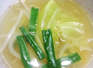 超簡単！キャベツともやしのゴマ塩スープ-レシピのメイン写真