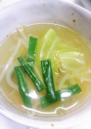 超簡単！キャベツともやしのゴマ塩スープ-レシピのメイン写真