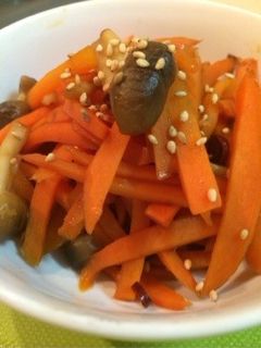 ★簡単★人参としめじのきんぴら-レシピのメイン写真