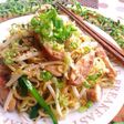 楽ウマ◎香ばしチキンのネギ塩焼きそば