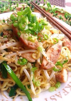 楽ウマ◎香ばしチキンのネギ塩焼きそば-レシピのメイン写真