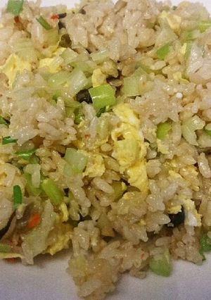 リメイク♪余った炊き込みご飯でチャーハン-レシピのメイン写真