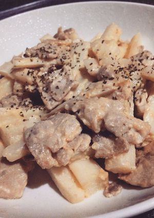 ＊山芋と豚肉のガリマヨ味噌炒め＊-レシピのメイン写真