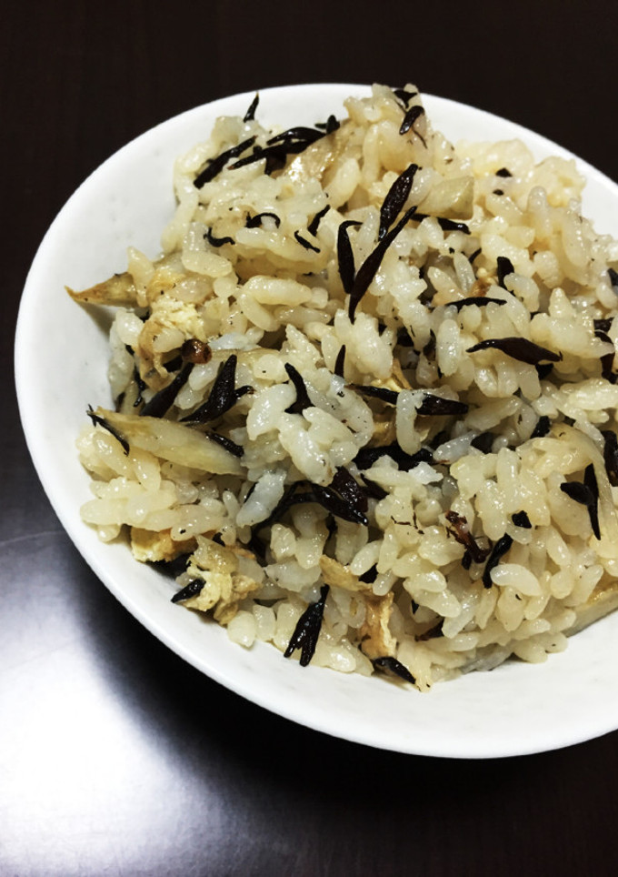 ひじきとごぼうのシンプル炊き込みご飯-レシピのメイン写真