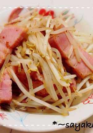 食べ盛りも満足厚切りベーコンともやし炒め-レシピのメイン写真