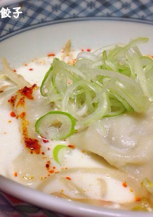 残った味噌汁で簡単＊坦々スープ餃子＊-レシピのメイン写真