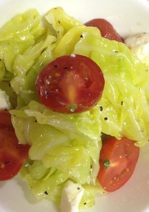 キャベツとプチトマトの塩レモンサラダ-レシピのメイン写真