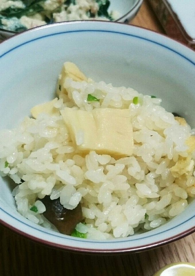 春の味覚☆筍としめじの炊き込みご飯♪-レシピのメイン写真