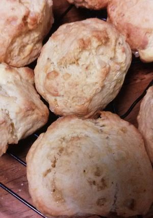目指せパン屋さんの味！ふわほろスコーン-レシピのメイン写真
