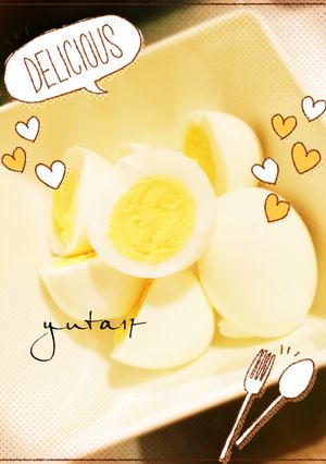 黄身の周りが黄色い殻が剥きやすい茹で卵-レシピのメイン写真