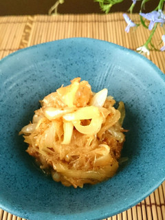 ご飯のお供に☆新玉ねぎの甘酢おかか炒め★-レシピのメイン写真