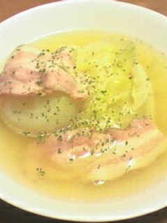 とろーり♪まんまる玉ねぎのトロトロ煮-レシピのメイン写真