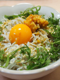 しょうが醤油でしらす丼♡冷凍たまごのせ-レシピのメイン写真