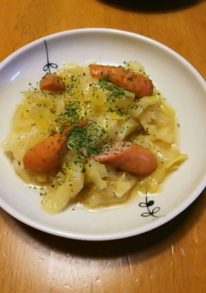キャベツとウインナーのコンソメ煮-レシピのメイン写真