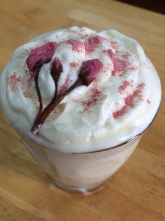 簡単♪スタバ風?桜のフラペチーノ♪桜ラテ-レシピのメイン写真