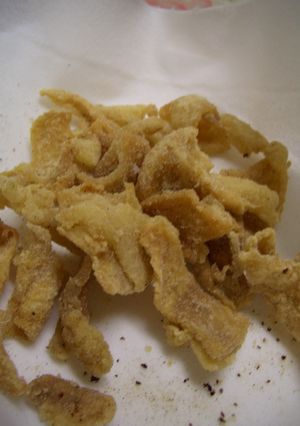余った鶏皮で、皮チップス～～-レシピのメイン写真