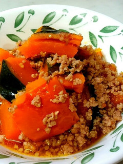 めんつゆでしっとりかぼちゃとひき肉の煮物-レシピのメイン写真