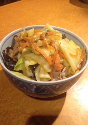 豚キャベツとキクラゲの辛味噌丼-レシピのメイン写真