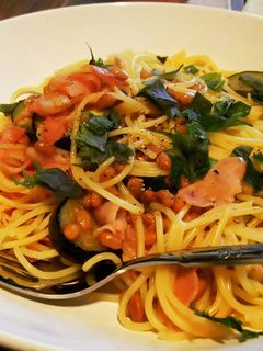 なす*ベーコン*きのこ*納豆しそパスタ♪-レシピのメイン写真
