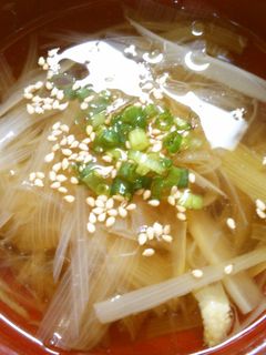 超簡単! 朝食にも 長ネギの お吸い物!-レシピのメイン写真