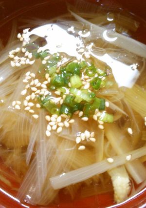 超簡単！　朝食にも　長ネギの お吸い物！-レシピのメイン写真