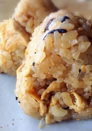 余った煮汁で炊き込み握り飯-レシピのメイン写真