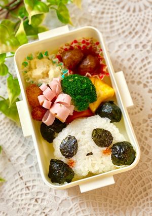 お弁当おにぎり☆パンダさん弁当-レシピのメイン写真