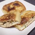 味付け鶏ひき肉と長いもの油揚げ詰め焼き