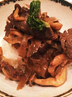 ピリ辛☆牛肉とゴボウの牛丼-レシピのメイン写真