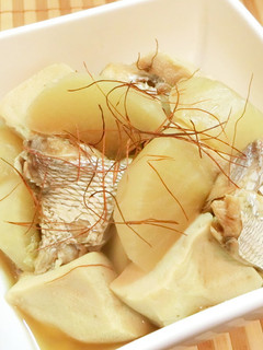 高野豆腐と大根の鯛アラ煮-レシピのメイン写真
