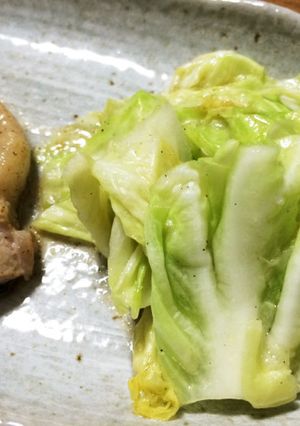 芯まで食べよ♪②春キャベツ塩コショウ炒め-レシピのメイン写真
