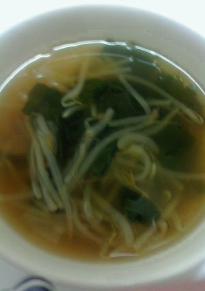 もやしとわかめのスープ-レシピのメイン写真