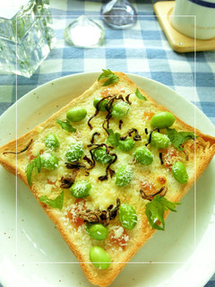 ココナッツ香る❀蜂蜜梅×枝豆の和トースト-レシピのメイン写真