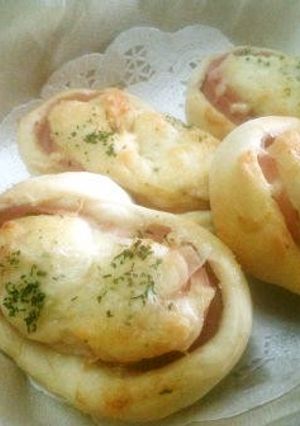ハムマヨパン【豆腐入りパン生地で♪】-レシピのメイン写真