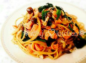 生鮭♡しめじとほうれん草の和風醤油パスタ-レシピのメイン写真