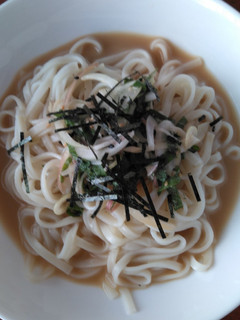 暑い季節にゴマだれうどん-レシピのメイン写真