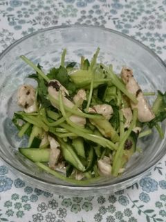 鶏肉と三つ葉の梅肉和え-レシピのメイン写真