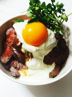 絶品ローストビーフ丼-レシピのメイン写真