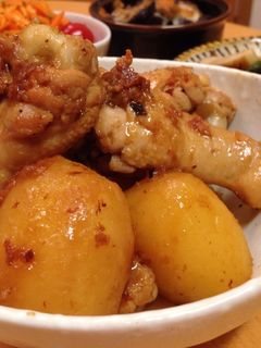 鶏手羽とじゃがいもの甘辛煮-レシピのメイン写真