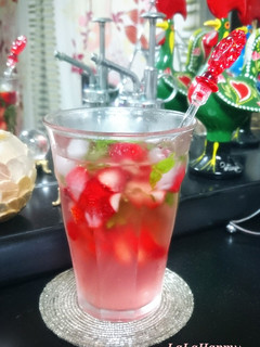 ストロベリーダイキリ&ミント・カクテル-レシピのメイン写真