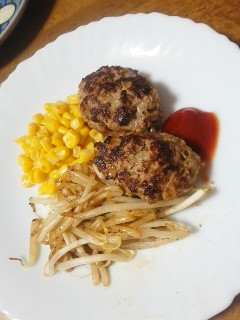 材料少なめ!本格的ハンバーグ-レシピのメイン写真