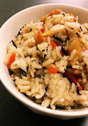 ほっこり♡ひじきの炊き込みご飯-レシピのメイン写真