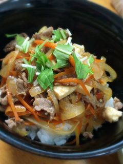 すき焼き牛肉丼ランチ☆柔らかあったか☆-レシピのメイン写真