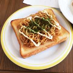 日清焼きそばで焼きそばパン-レシピのメイン写真