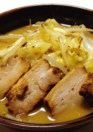 市販の味噌ラーメンをパワーアップ-レシピのメイン写真